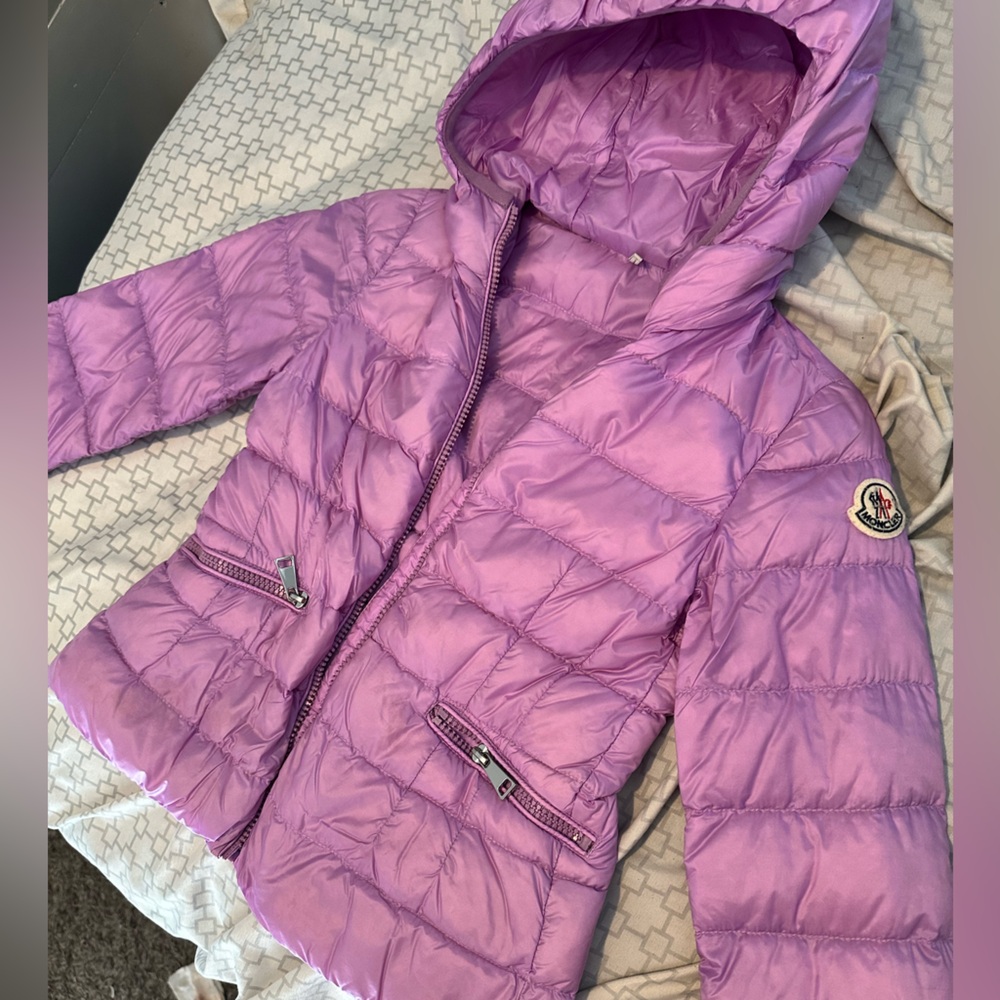Beautiful girls Moncler jacket size 8 but runs smalls (size 4-7)